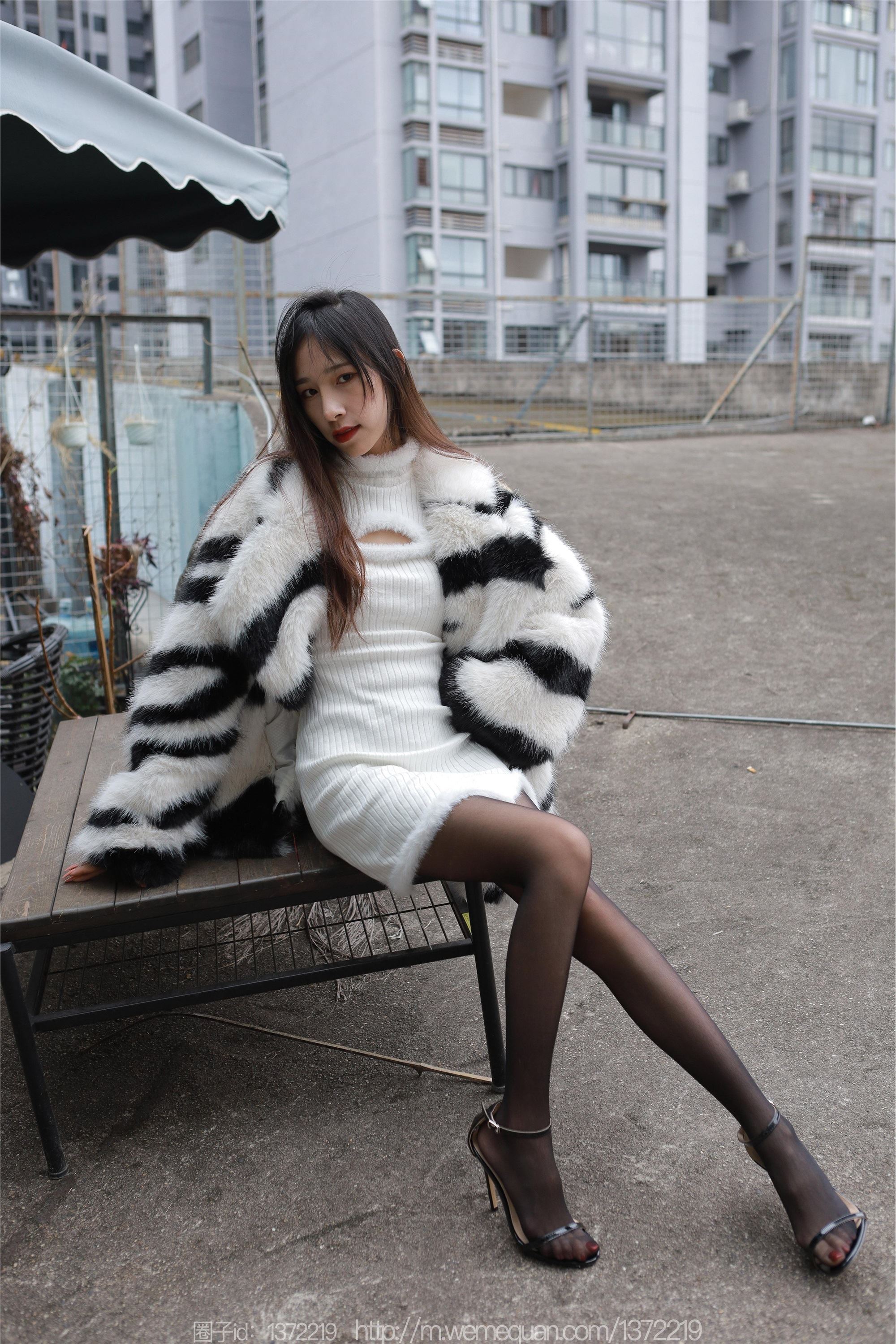 IESS异思趣向  2022.12.29 丝享家 1313 美子《冬季穿搭》